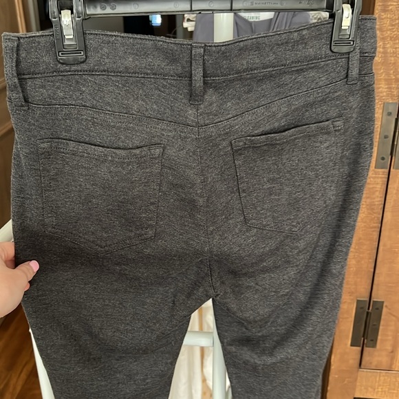 GAP Women’s Legging pants - Picture 4 of 4